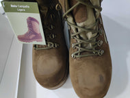 Botas ligeras con Regalo "Talla 44" Nueva con pequeña tara superficial" (original ET)