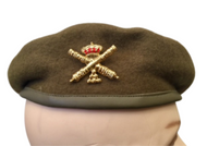 Boina Caqui del Mando de Artillería de Campaña y Mando de Artillería Antiaérea