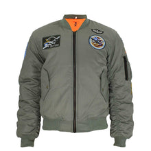 Cazadora bomber verde Con Parches