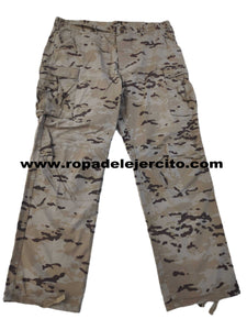 Pantalon arido pixelado "Talla 5L" "Seminuevo" (original ET)