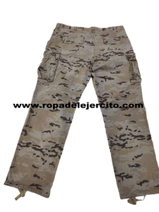 Pantalon arido pixelado "Talla 5L" "Seminuevo" (original ET)