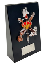Cuña de Madera escudo Metacrilato Legión