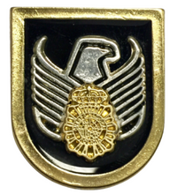 Distintivo de pecho de los Grupos Operativos Función GOES Policía Nacional