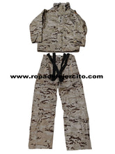 Traje intemperie arido pixelado "Talla M" (original de la Armada Española)