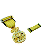 Medalla Conmemorativa Dana 2024 + Pasador de diario con soporte