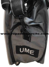 Porta botas de la Unidad Militar de Emergencias "Boreal" (original de la UME)