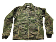 Forro polar boscoso pixelado "Chaqueta" "Seminuevo" Talla M (original ET)